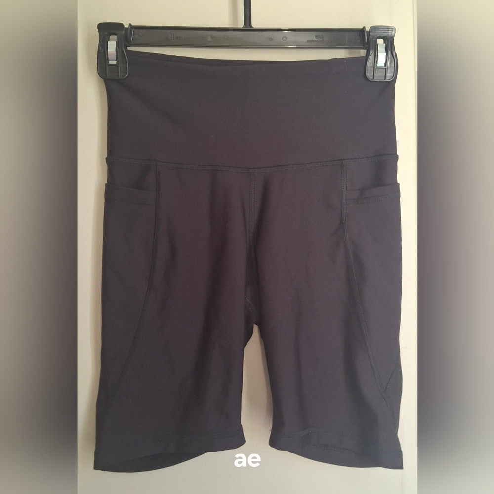 Old Navy Women's Black Bike Shorts Sz‎ S GYM YOGA HIKING RUN CASUAL